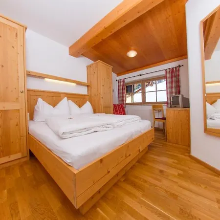 Sonnalm Guest house *